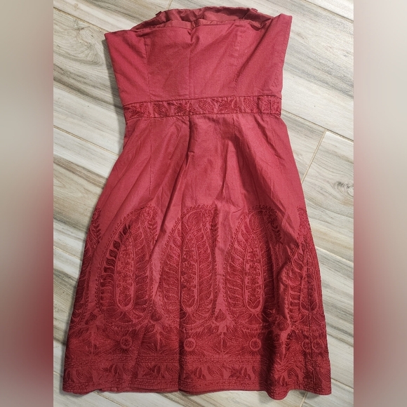 Ann Taylor Elegant Red Strapless Dress - Picture 5 of 10
